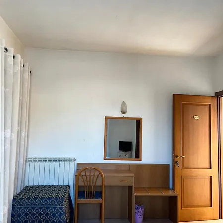 Degli Aranci 3* Діано-Марина