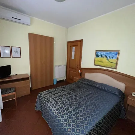 Degli Aranci Діано-Марина