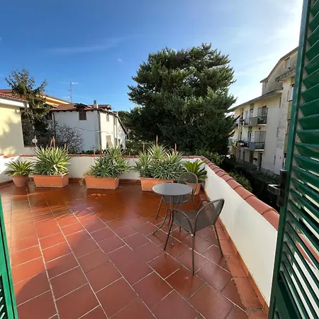 Degli Aranci Готель Діано-Марина